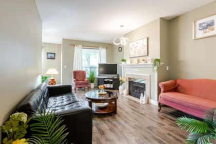 21 10038 150 Street, Surrey, BC, Surrey — Townhouse for sale