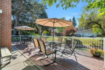 21 10038 150 Street, Surrey, BC, Surrey — Townhouse for sale