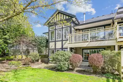 Backyard Photo of 33 17917 68 Avenue, Surrey, BC