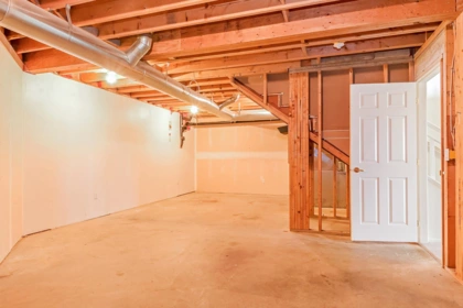 Staircase Photo of 33 17917 68 Avenue, Surrey, BC
