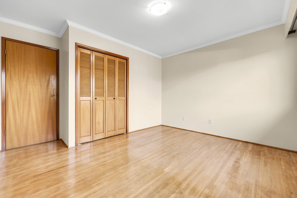 Breakfast Nook Photo of 4710 Union Street, Burnaby, BC