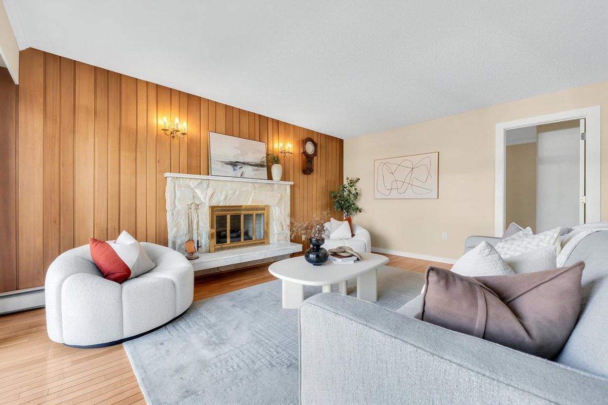 Dining Area Photo of 4710 Union Street, Burnaby, BC