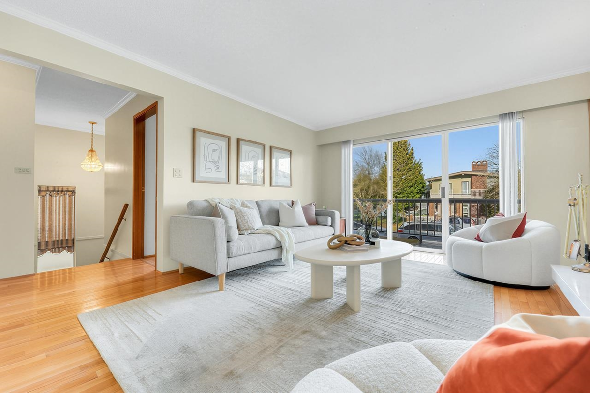 Family Room Photo of 4710 Union Street, Burnaby, BC