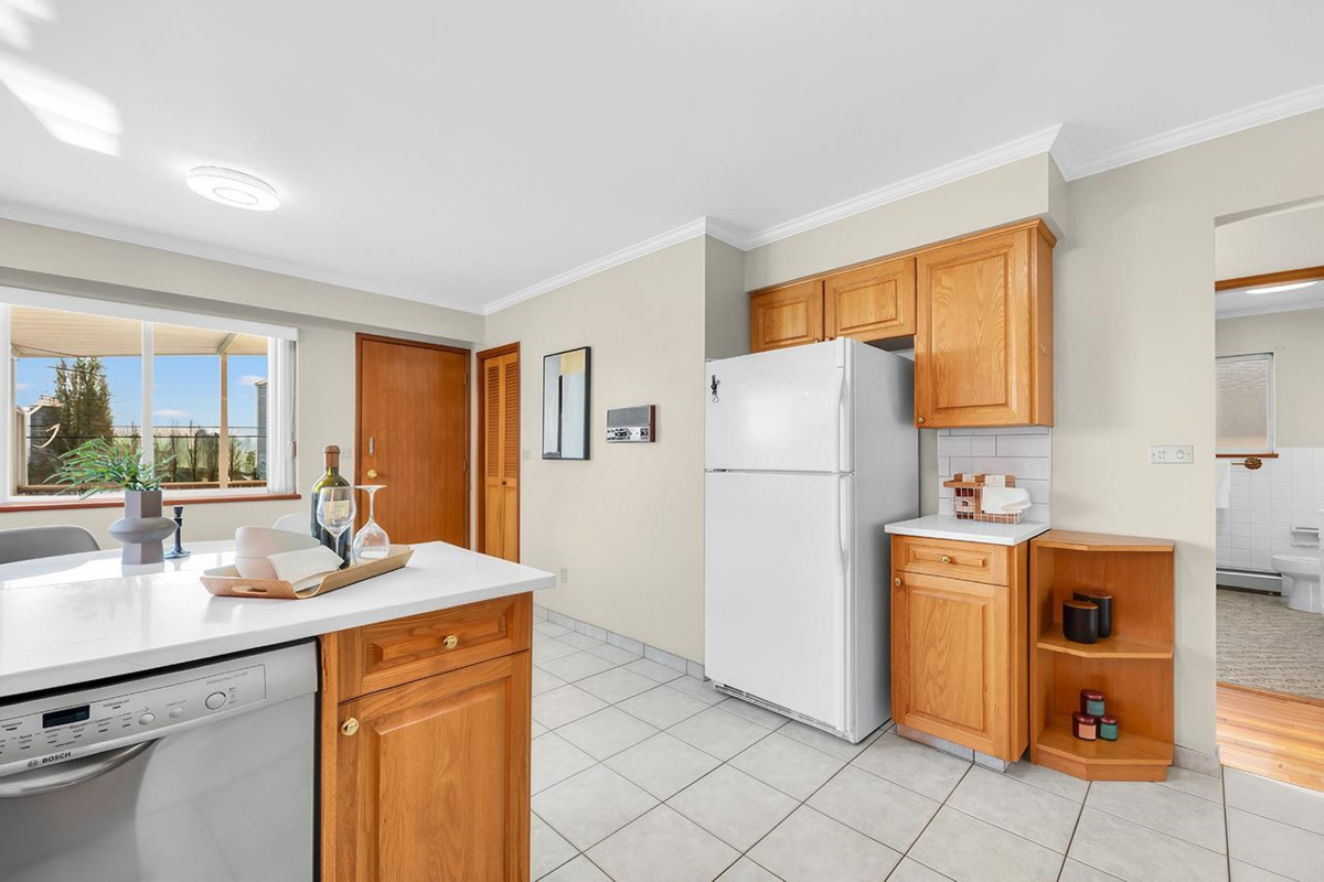 Loft / Bonus Room Photo of 4710 Union Street, Burnaby, BC