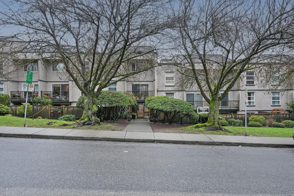 Basement Recreation Room Photo of 105 312 Carnarvon Street, New Westminster, BC