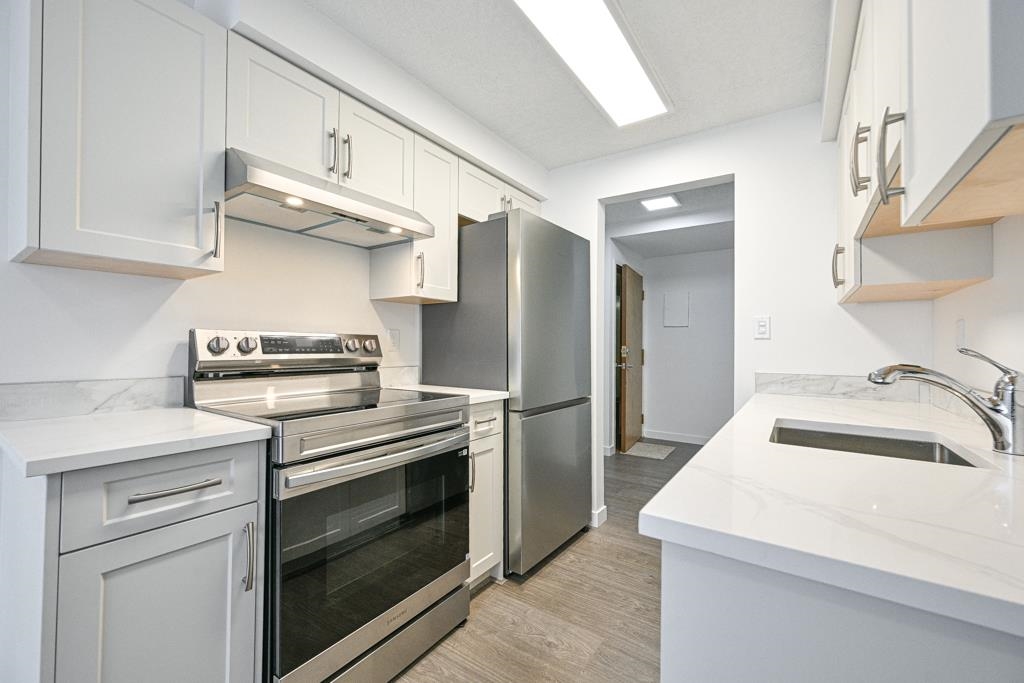 Family Room Photo of 105 312 Carnarvon Street, New Westminster, BC