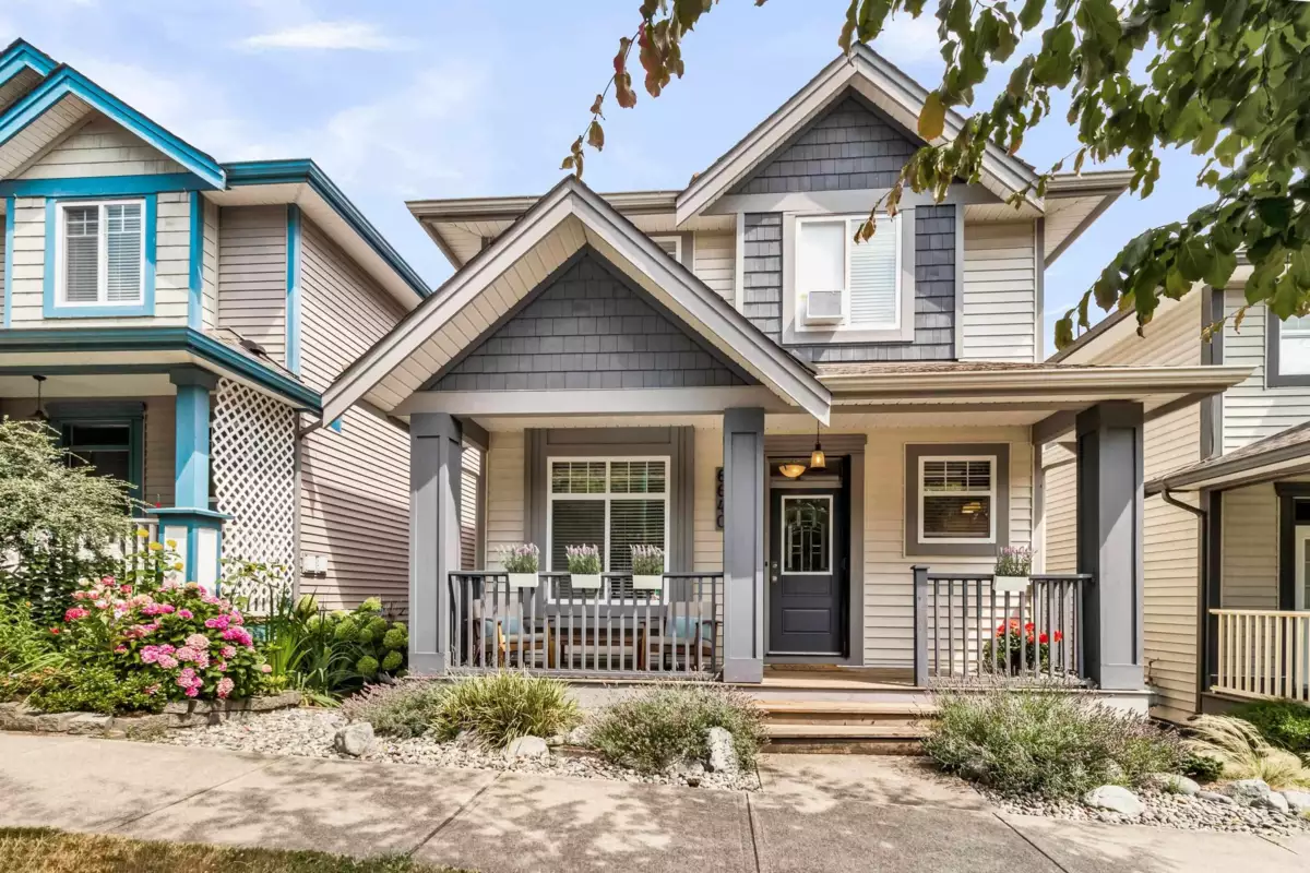 Exterior Front Photo of 6640 192 Street, Surrey, BC