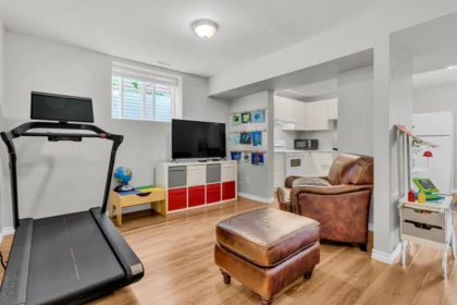 Hallway Photo of 6640 192 Street, Surrey, BC