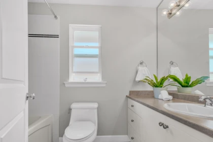 Powder Room Photo of 6640 192 Street, Surrey, BC