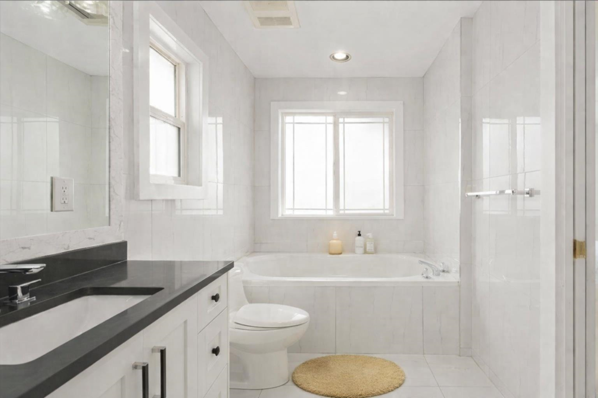 Bedroom 4 Photo of 8521 168 St Street, Surrey, BC