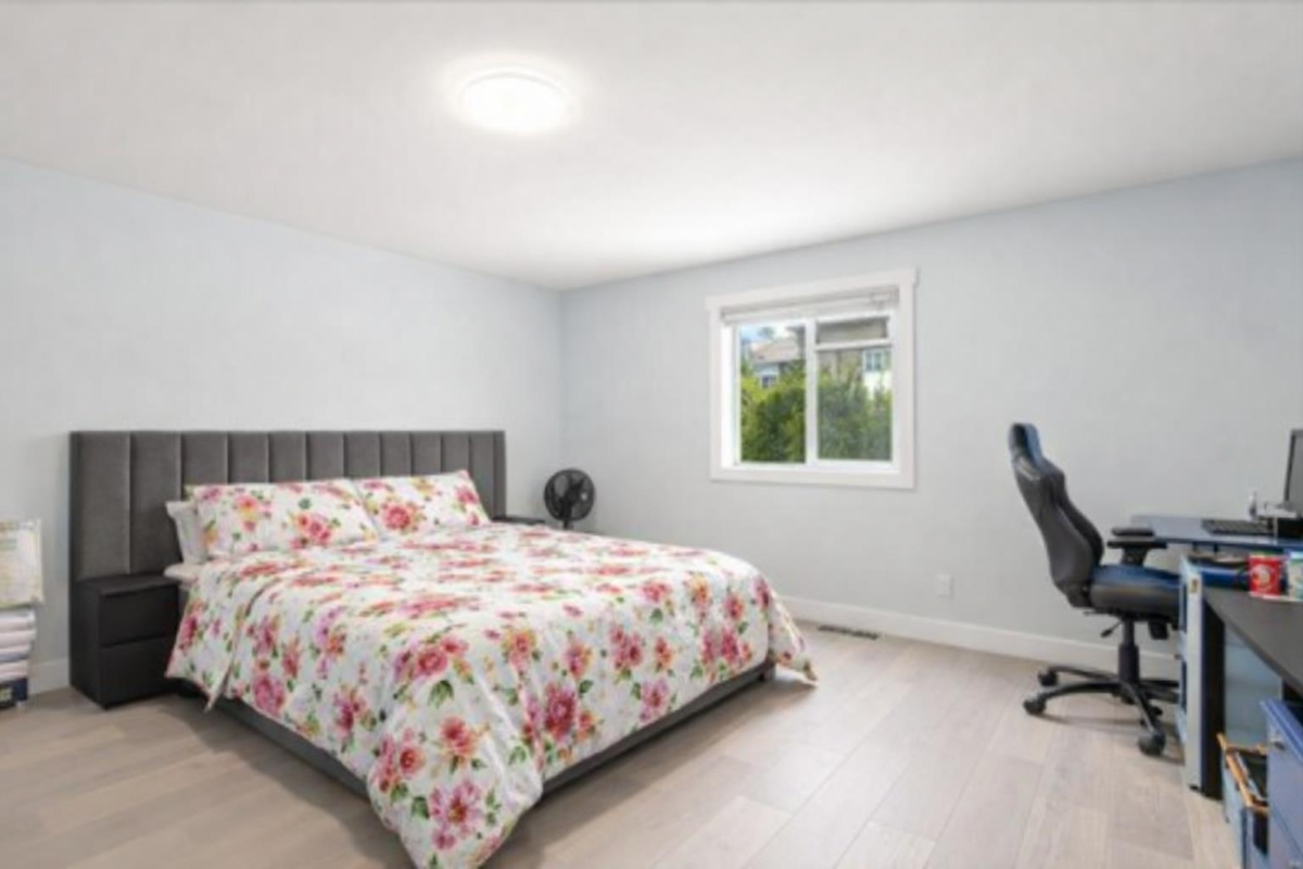 Office / Den Photo of 8521 168 St Street, Surrey, BC