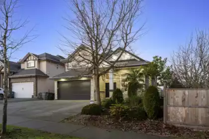 15181 68a Avenue, Surrey, BC, Surrey — Single Family Residence for sale