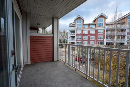 Entry Foyer Photo of 413 6440 194 Avenue, Surrey, BC