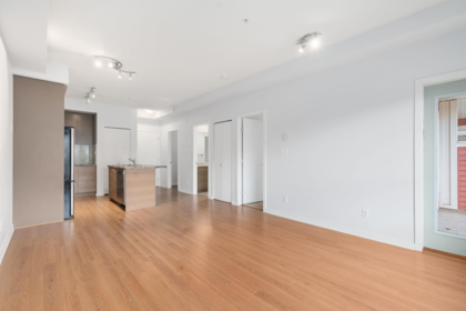 Kitchen Island Photo of 413 6440 194 Avenue, Surrey, BC