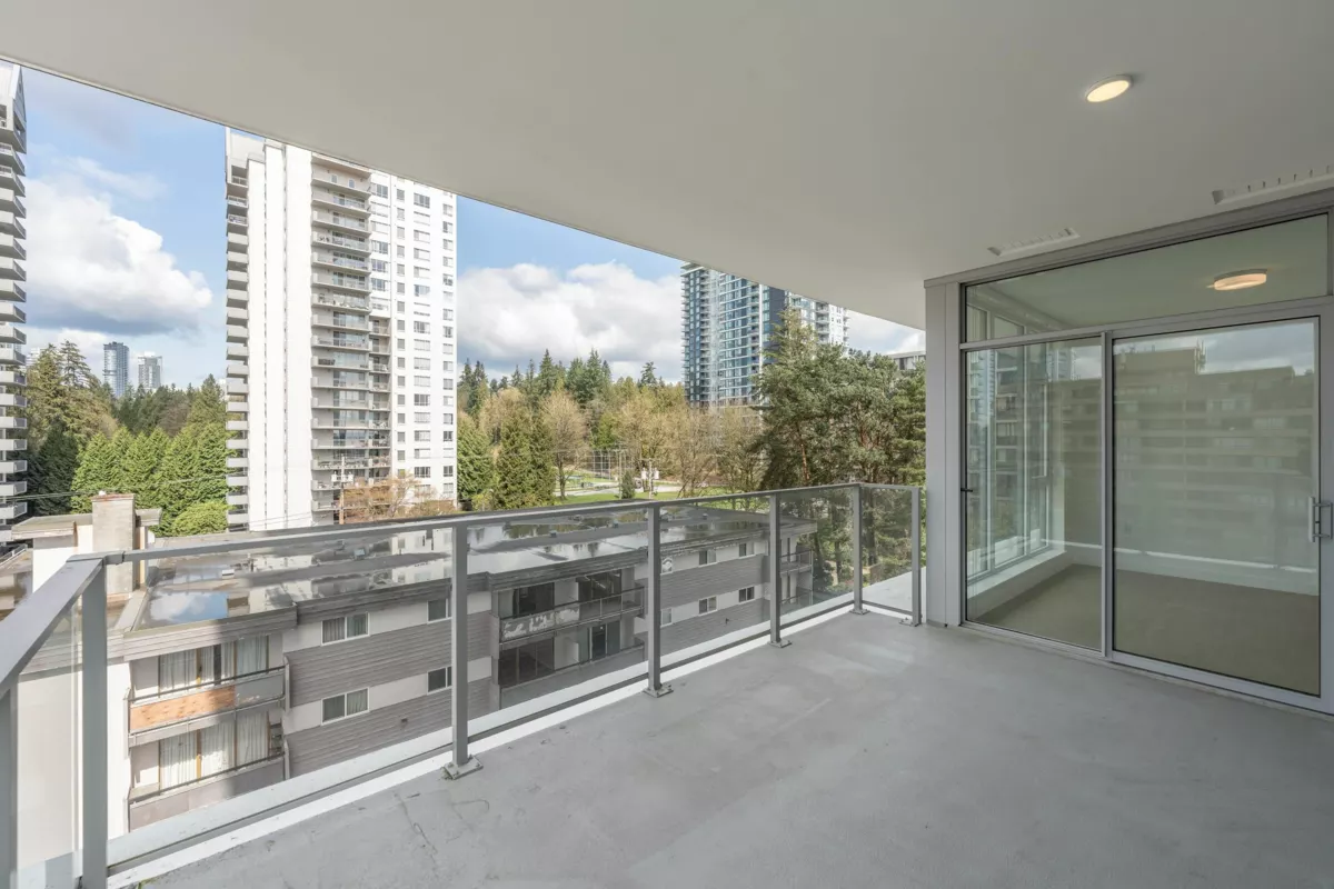 Office / Den Photo of 608 555 Sydney Avenue, Coquitlam, BC