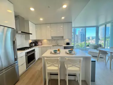 608 555 Sydney Avenue, Coquitlam, BC, Coquitlam West — 2 bed apartment/condo for sale