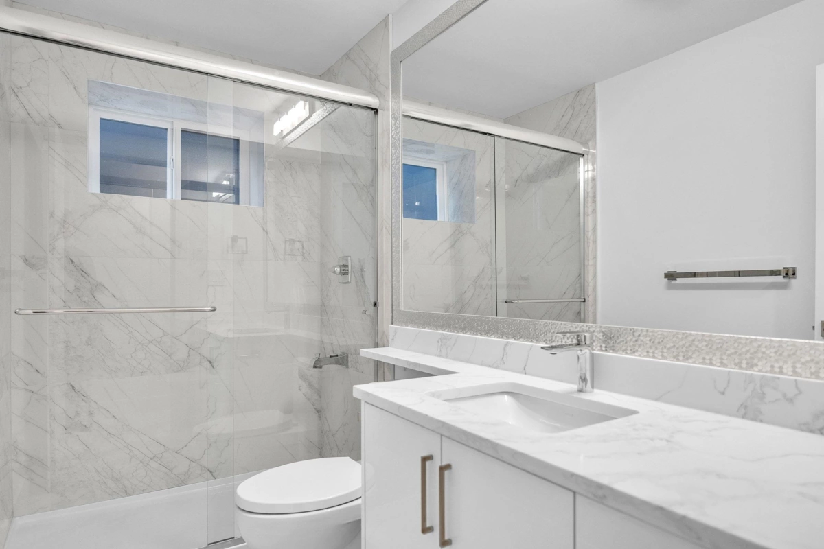 Aerial View of 812 Montroyal Boulevard, North Vancouver, BC