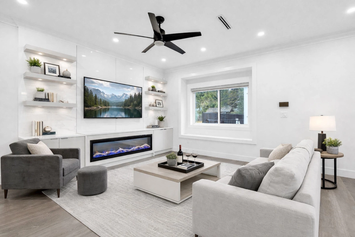 Bedroom 2 Photo of 812 Montroyal Boulevard, North Vancouver, BC