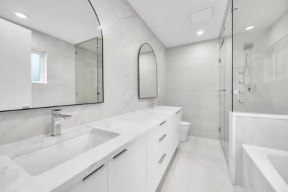 Mudroom Photo of 812 Montroyal Boulevard, North Vancouver, BC