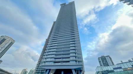 4402 4730 Lougheed Highway, Burnaby, BC, Burnaby — Apartment/Condo for sale