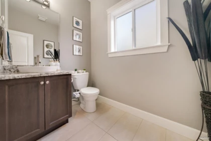 Primary Bathroom Photo of 1479 Southview Street, Coquitlam, BC