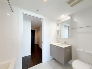 2504 8131 Nunavut Lane, Vancouver, BC