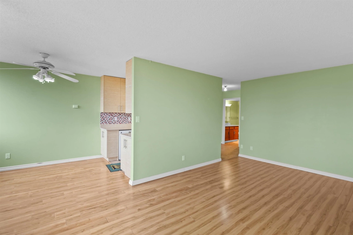 Garage Interior Photo of 1101 740 Hamilton Street, New Westminster, BC