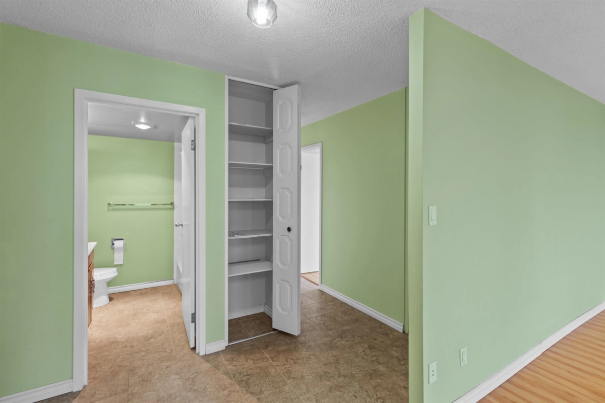 Office / Den Photo of 1101 740 Hamilton Street, New Westminster, BC