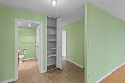 Office / Den Photo of 1101 740 Hamilton Street, New Westminster, BC