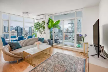 3207 6588 Nelson Avenue, Burnaby, BC, Burnaby — Apartment/Condo for sale