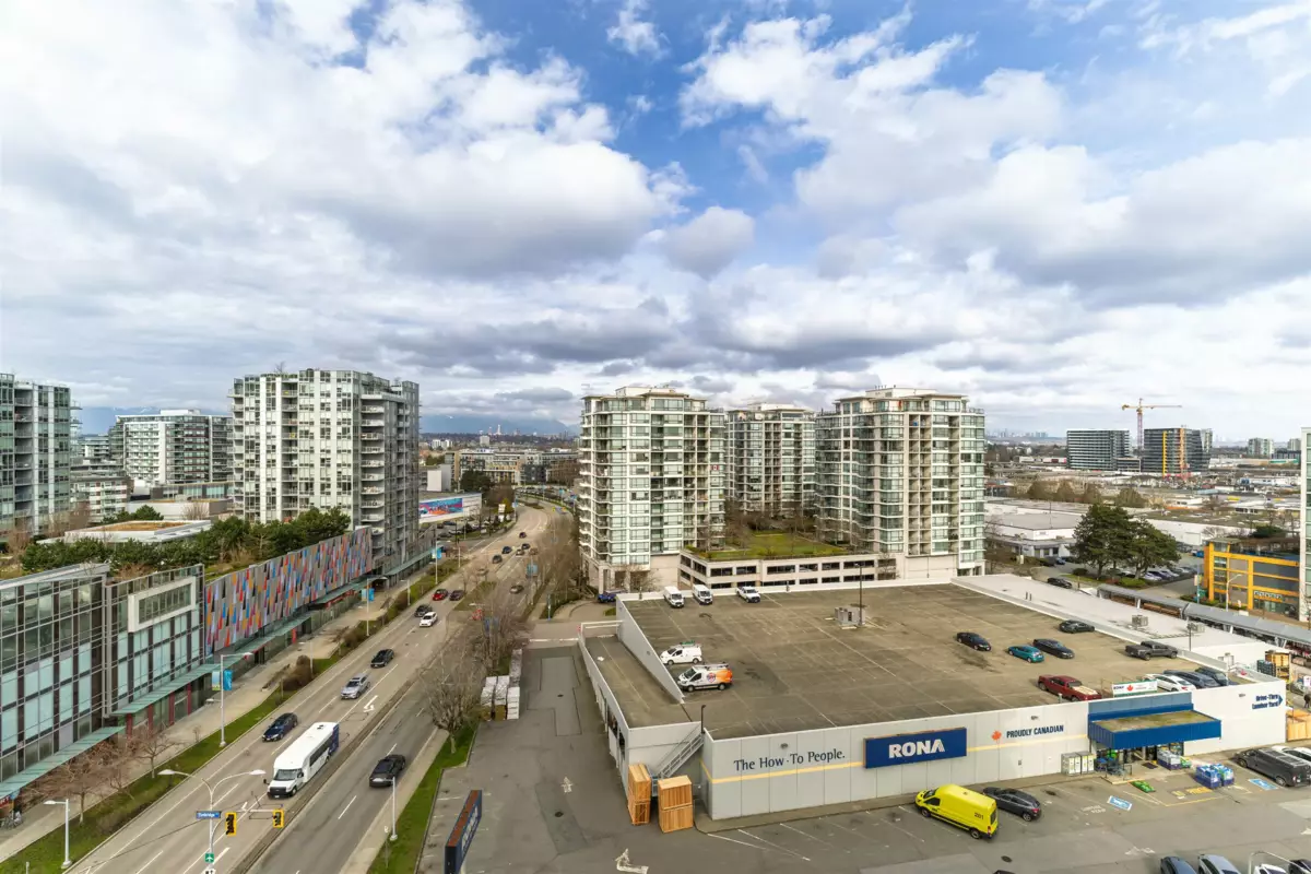Bedroom 3 Photo of 1204 5766 Gilbert Road, Richmond, BC