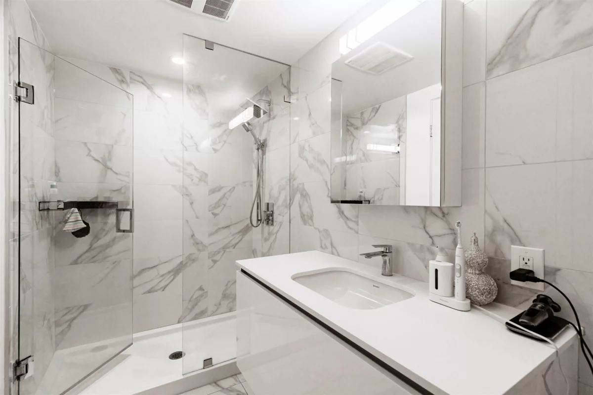 Powder Room Photo of 1204 5766 Gilbert Road, Richmond, BC
