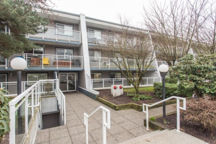 Office / Den Photo of 119 550 Royal Avenue, New Westminster, BC