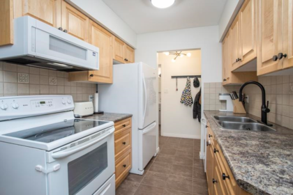 Primary Bedroom Photo of 119 550 Royal Avenue, New Westminster, BC