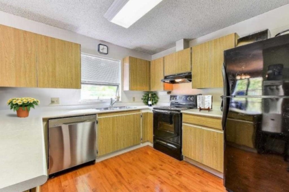 202 7131 133a Street, Surrey, BC