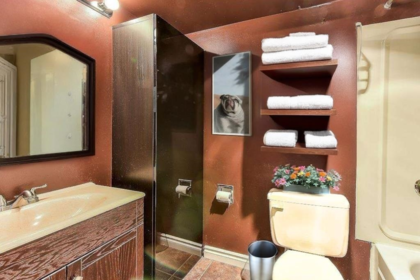 Walk-In Closet Photo of 202 7131 133a Street, Surrey, BC