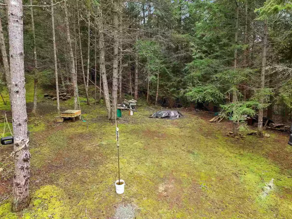 Outdoor Kitchen Photo of 493 Abbott Road, Mayne Island, BC