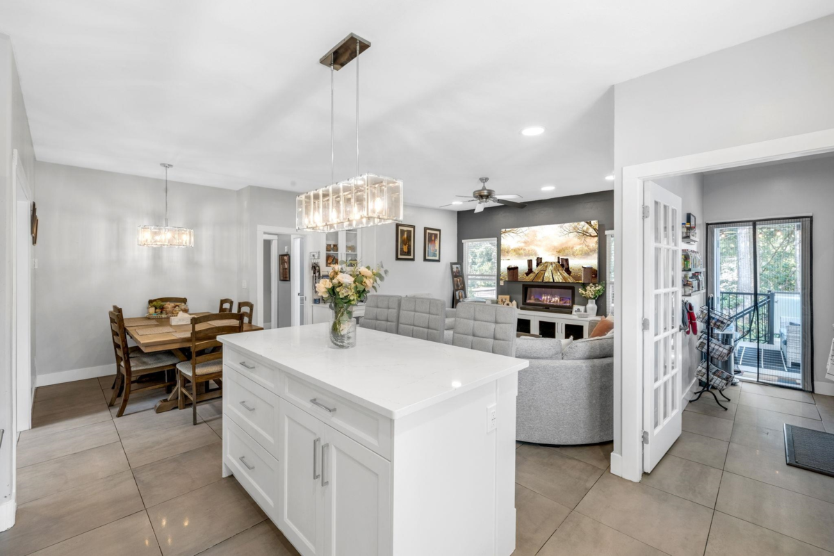 Powder Room Photo of 6222 133 Street, Surrey, BC