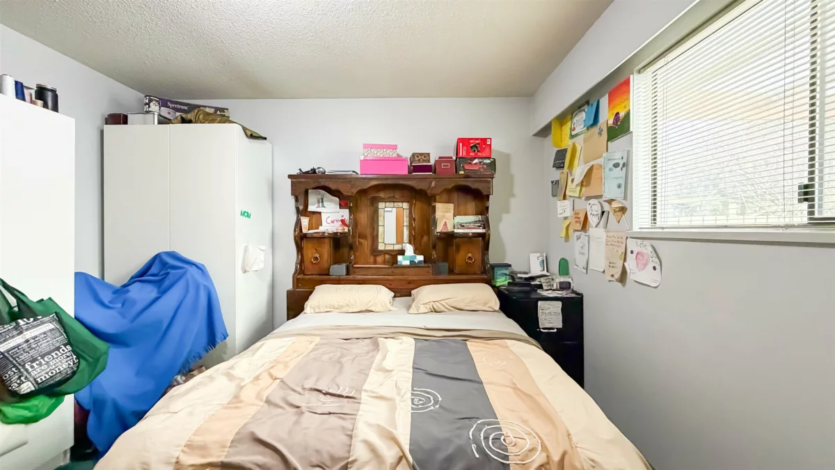 Basement Recreation Room Photo of 5716 48b Avenue, Delta, BC