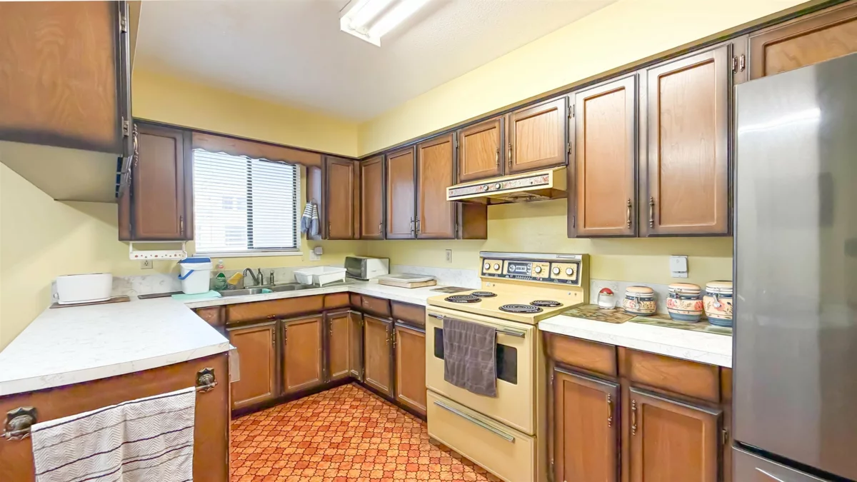 Breakfast Nook Photo of 5716 48b Avenue, Delta, BC