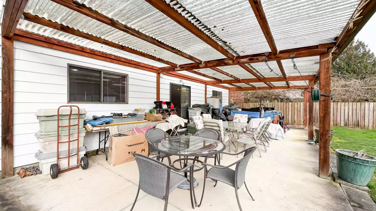 Outdoor Patio Photo of 5716 48b Avenue, Delta, BC