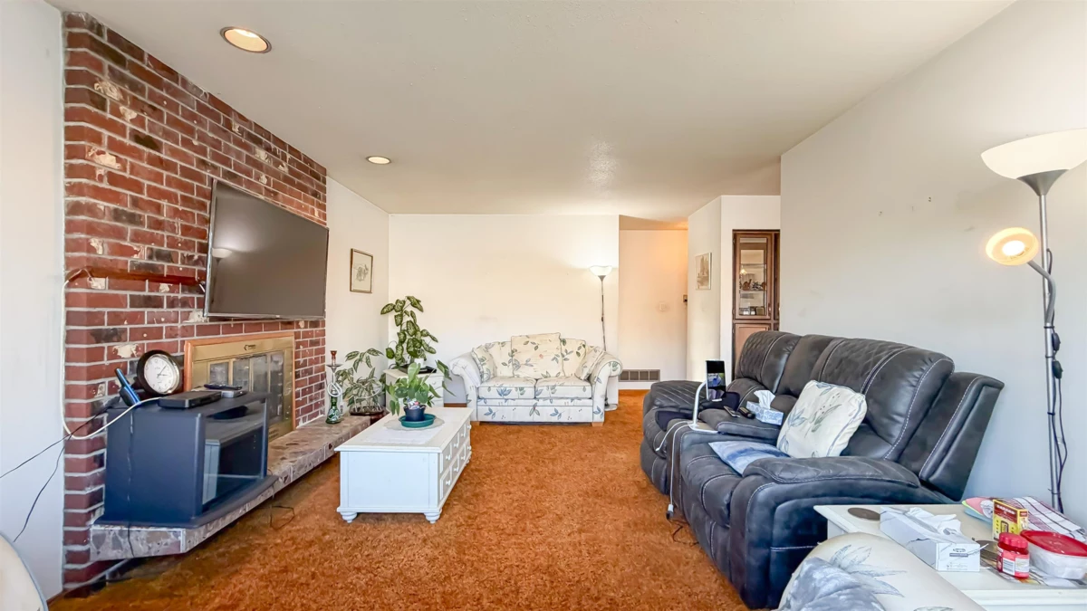 Pantry Photo of 5716 48b Avenue, Delta, BC