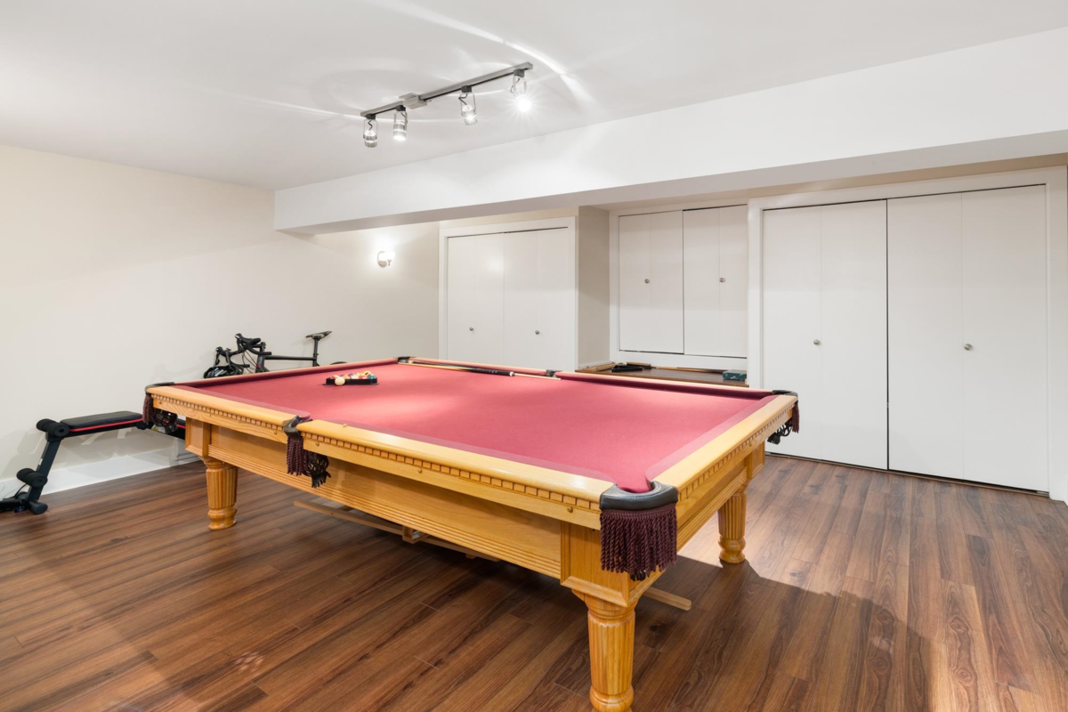 Garden / Landscaping Photo of 2623 Lawson Avenue, West Vancouver, BC