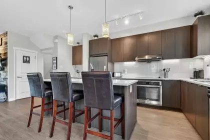 Dining Area Photo of 20 5550 Admiral Way, Ladner, BC