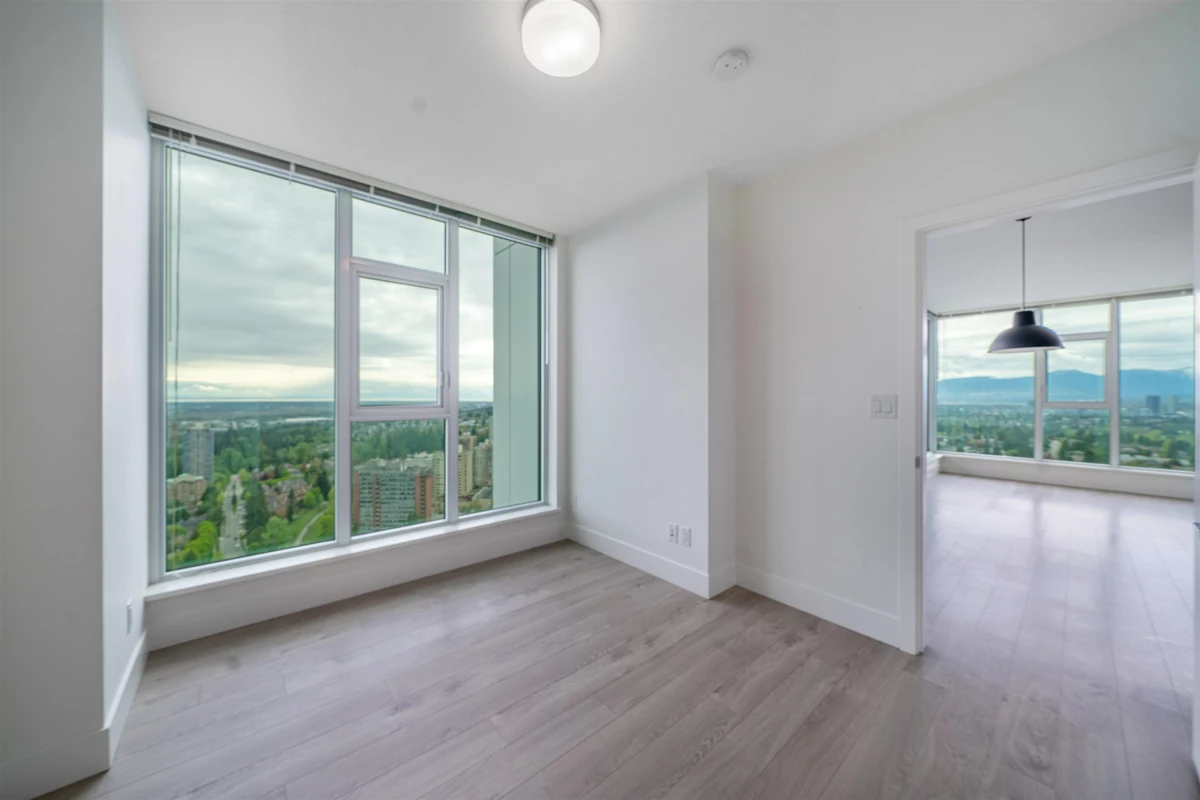 Entry Foyer Photo of 3408 7358 Edmonds Street, Burnaby, BC