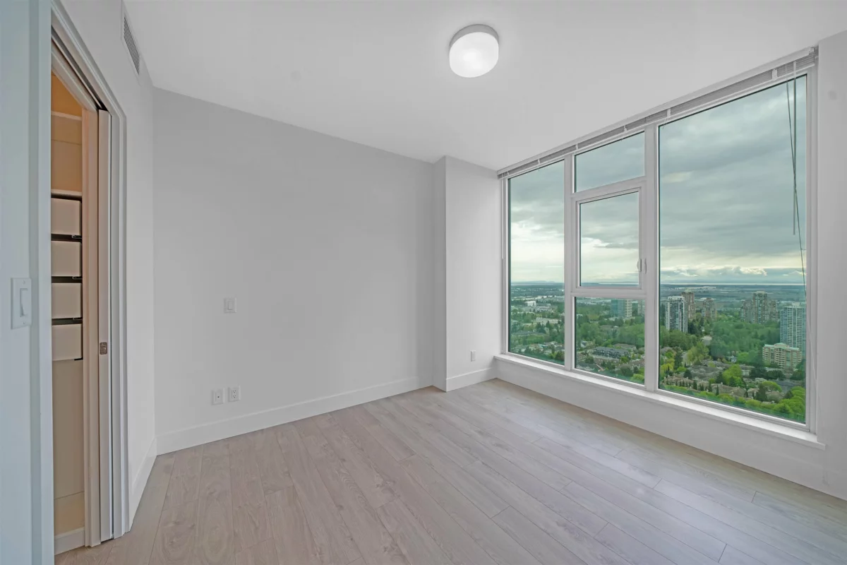 Hallway Photo of 3408 7358 Edmonds Street, Burnaby, BC