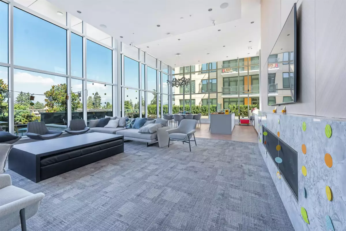 Hot Tub / Spa Photo of 3408 7358 Edmonds Street, Burnaby, BC