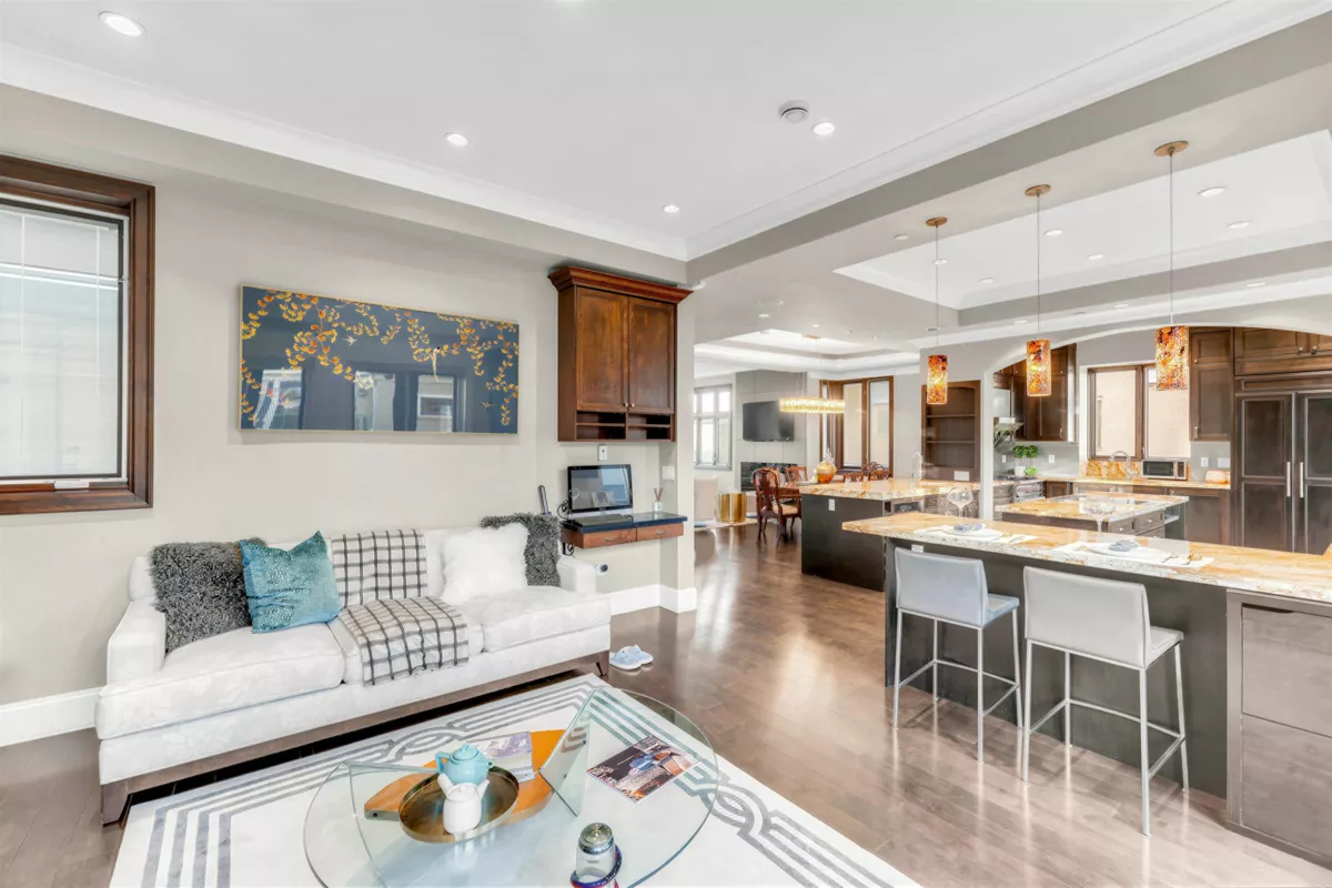 Breakfast Nook Photo of 4320 W 8th Avenue, Vancouver, BC