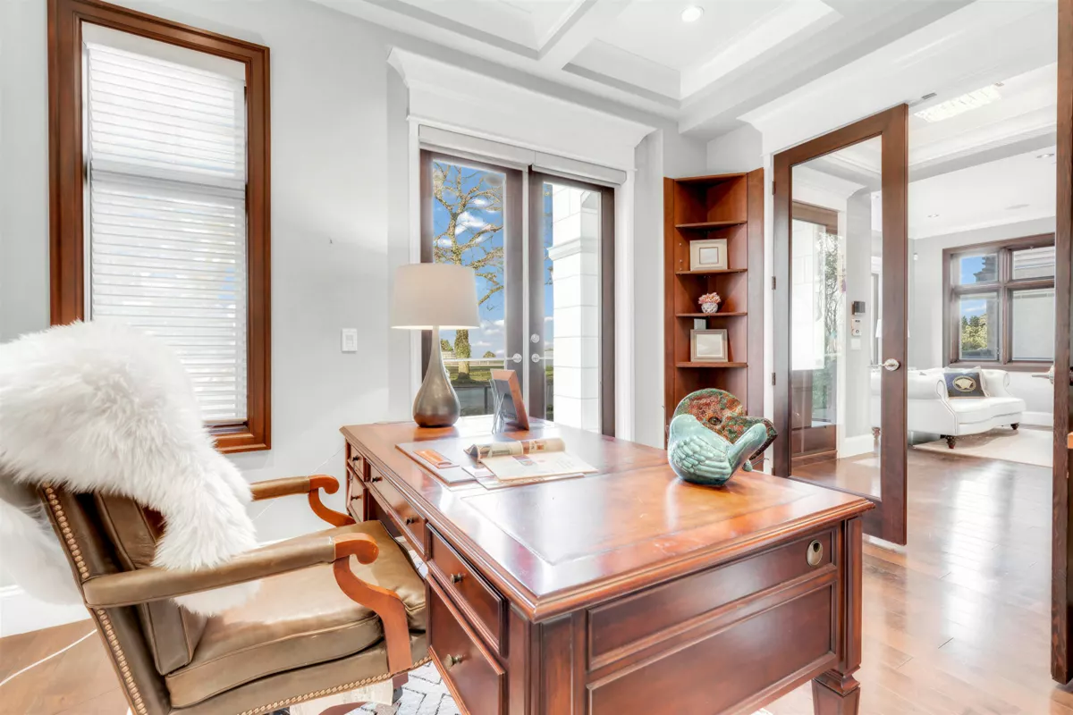 Dining Area Photo of 4320 W 8th Avenue, Vancouver, BC