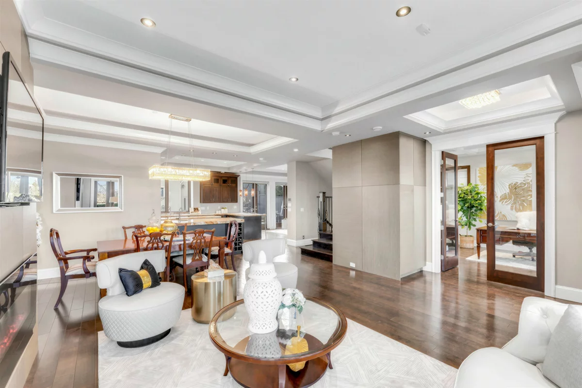 Kitchen Photo of 4320 W 8th Avenue, Vancouver, BC